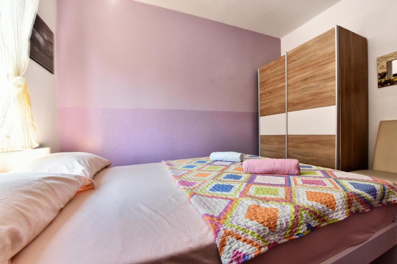 Apartmani Kovac Funtana Exterior foto