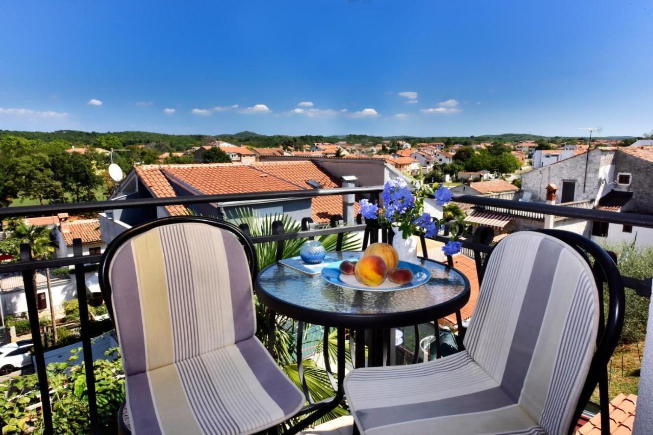 Apartmani Kovac Funtana Exterior foto