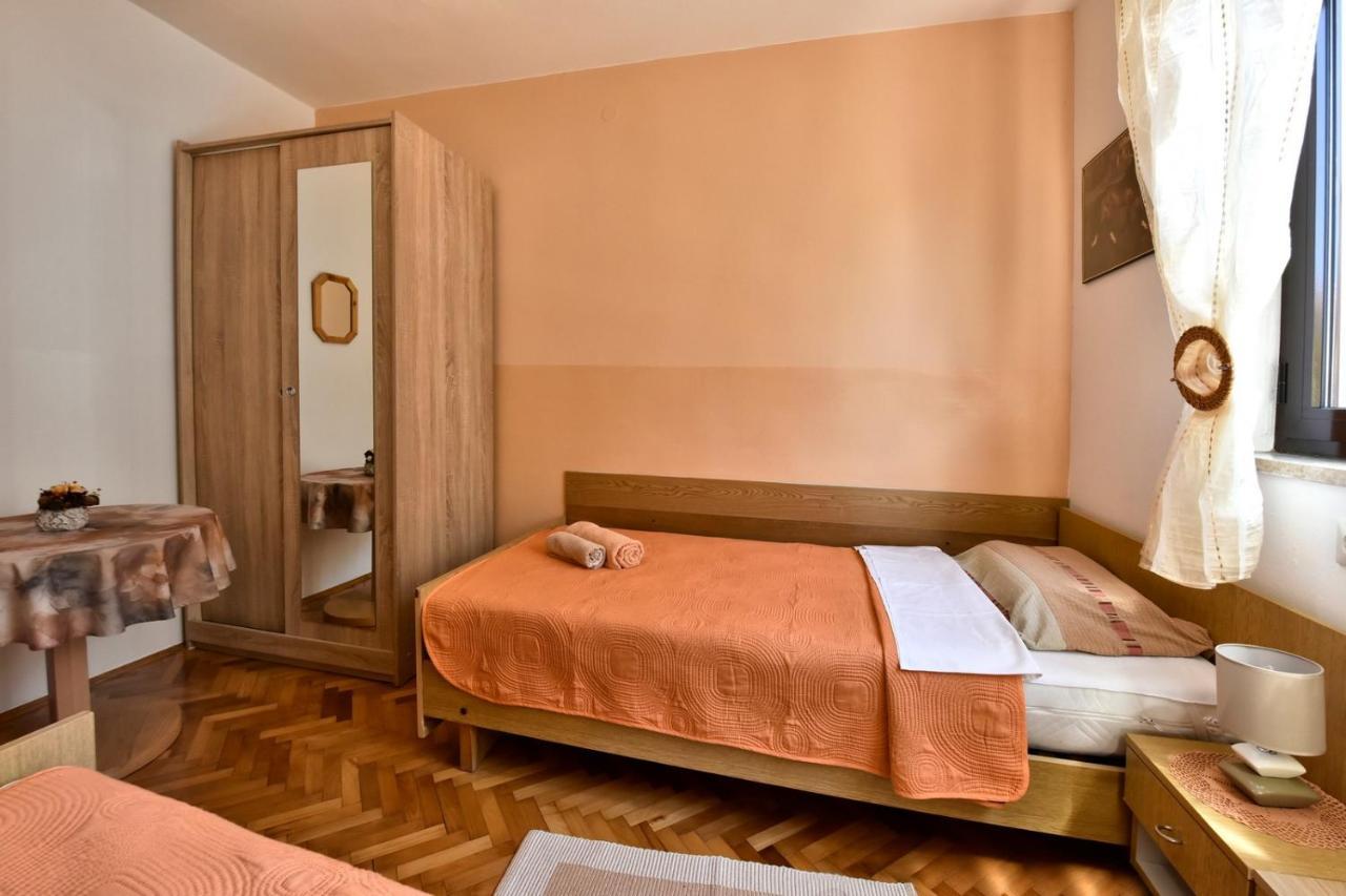 Apartmani Kovac Funtana Exterior foto